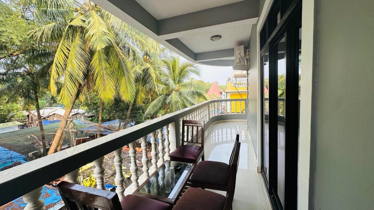 Hotel Baga Bay 200 Meters From Baga Beach Buitenkant foto