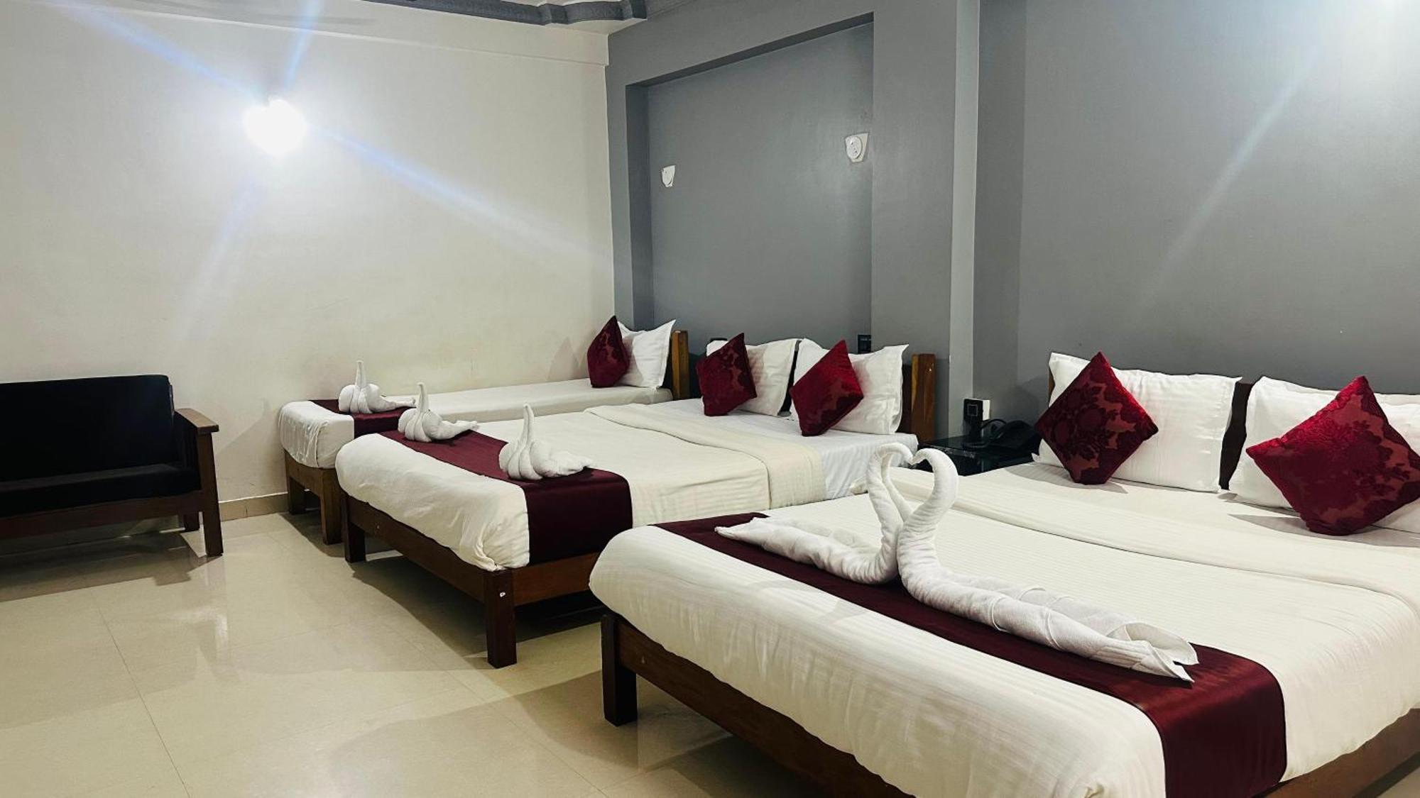 Hotel Baga Bay 200 Meters From Baga Beach Buitenkant foto