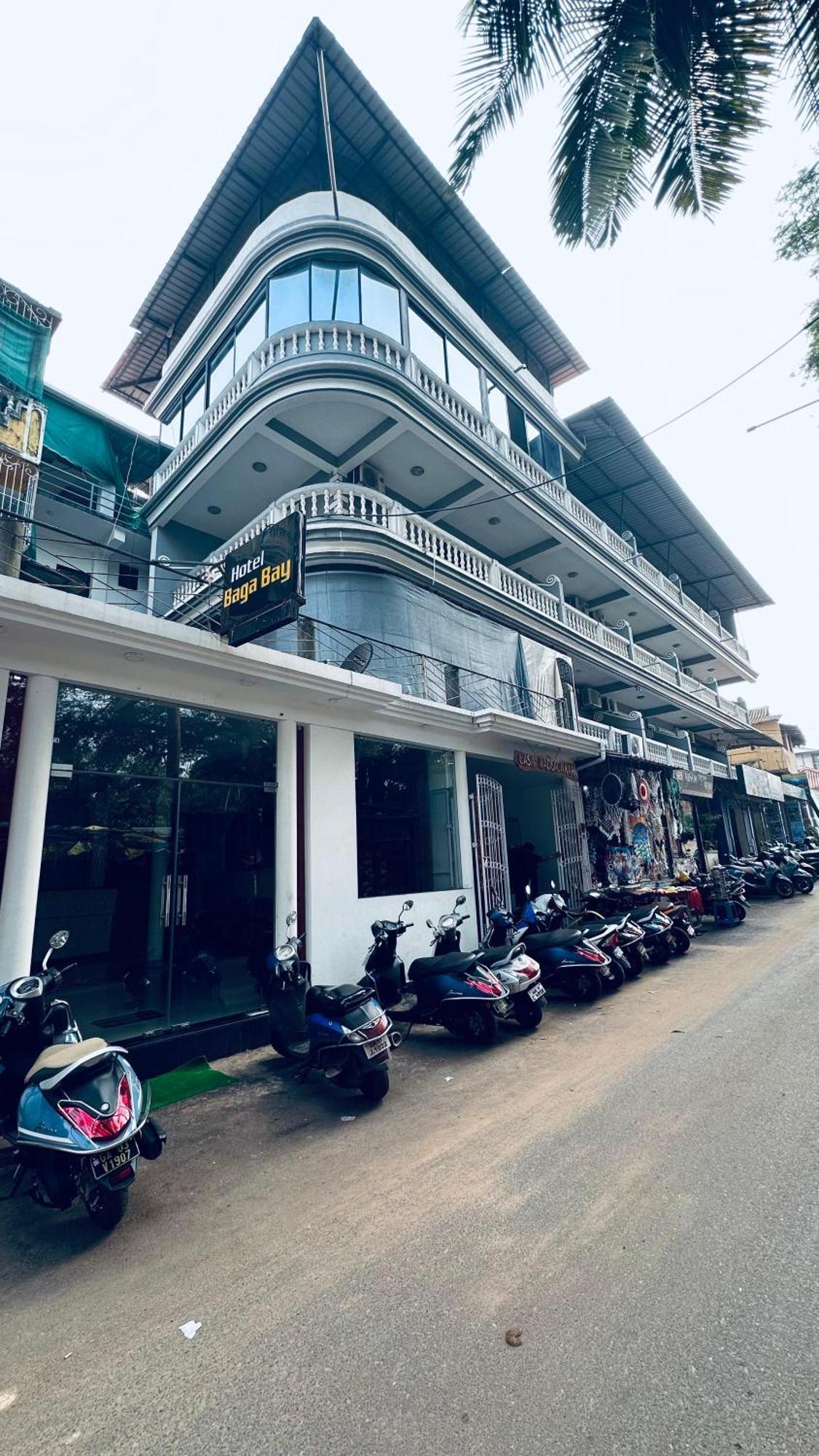 Hotel Baga Bay 200 Meters From Baga Beach Buitenkant foto